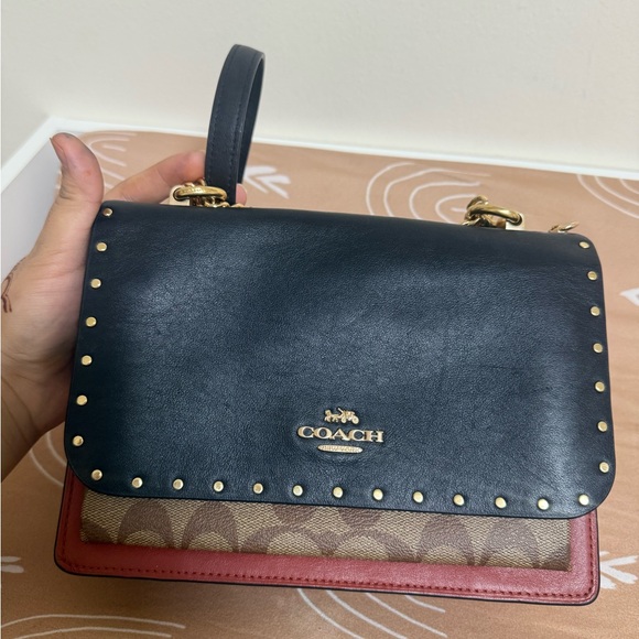 Coach Black and Brown Bag with Gold Chain - Picture 5 of 9